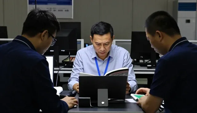 技术支持如何解决社区服务站中的实际问题